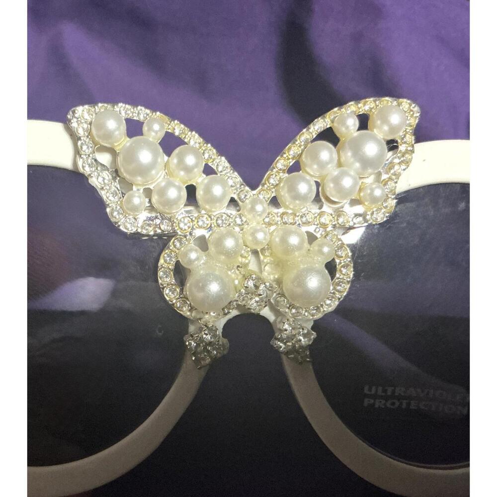Giant Butterfly Shades o376